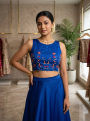 Rising Rever Floral Embroidery Blouse