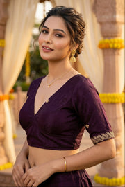Mysterious Beauty -Fendy Silk Blouse